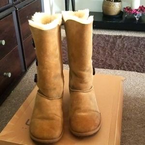 Ugg tall boots tan color